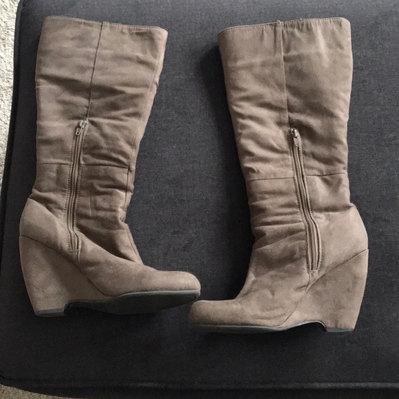 10, Mia, medium taupe, suede, wedge boots. - Picture 2 of 5